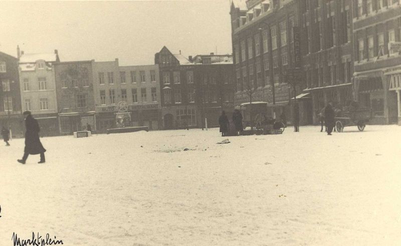 Bron: Rijckheyt.nl | Bongerd. Op de achtergrond de Saroleastraat (1942)